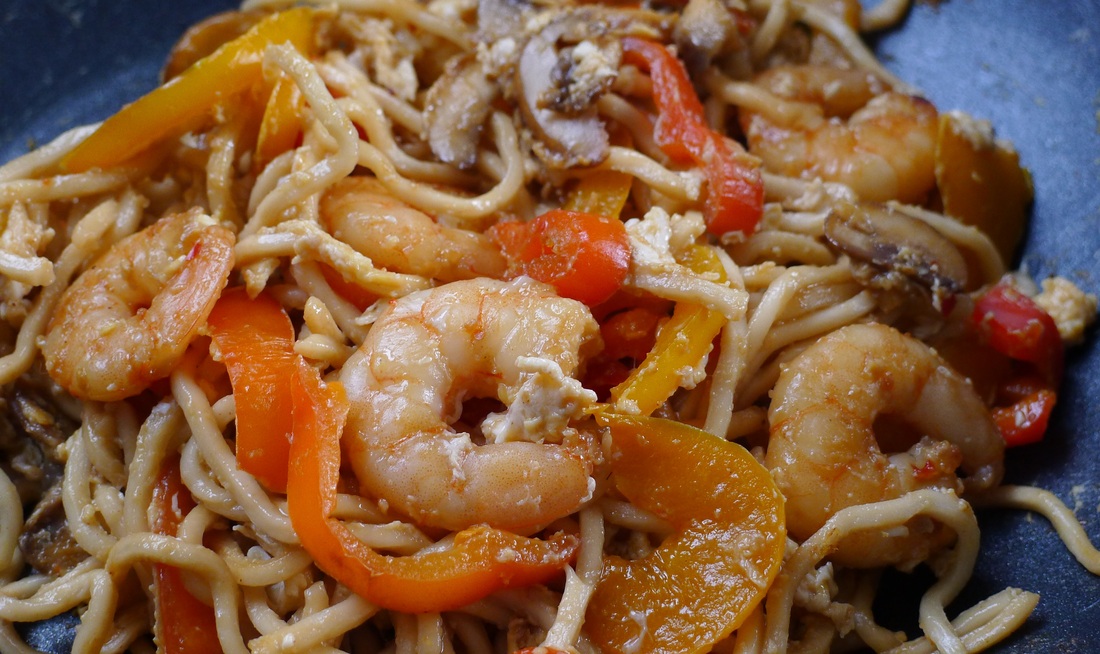 Simple Prawn Stir-Fry - THE ANONYMOUS STUDENT CHEF